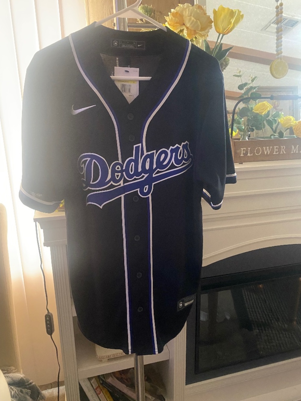 Brand new Nike Freddy freeman blackout licensed Dodgers jersey men’s size S.
